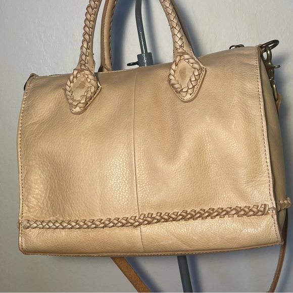 Lucky Brand Natural Leather shoulder bag - Picture 4 of 12